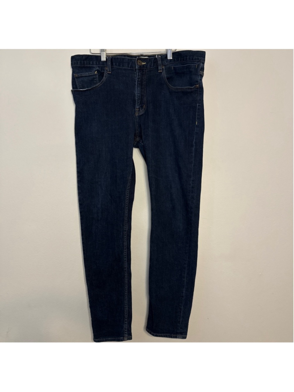 Quiksilver Men's Dark Wash Slim Fit Jeans Size 38x30 - [MEL580]